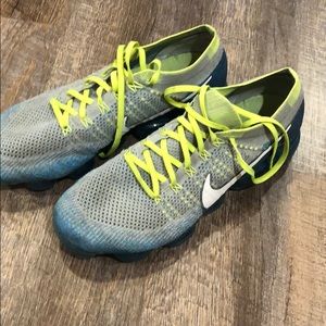Men’s Sz 11.5 Nike Vapor Max Fly Knit Tennis Shoes